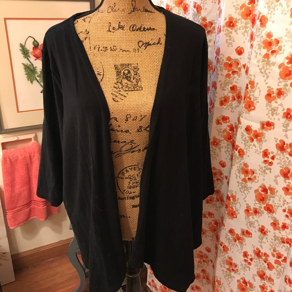 Croft & Barrow black shrug. 1X